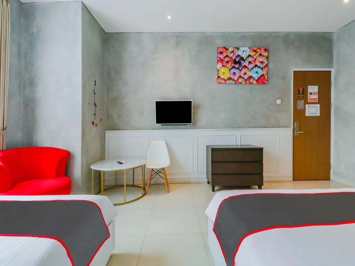 Super Oyo Collection O 31 The Batik Bed And Coffee Bandung Otel Dış mekan fotoğraf